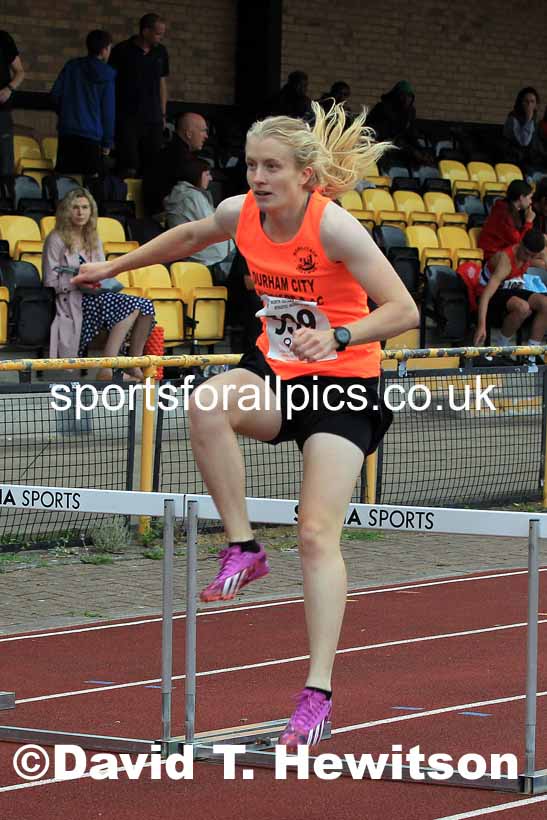 Hurdles, 2022 NEGP Monkton 5, Wednesday, July 20th. Photo: David T. Hewitson/Sports for All Pics